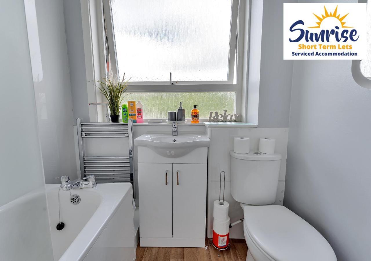 3 Beds At Arthurs Seat By Sunrise Short Lets エディンバラ エクステリア 写真